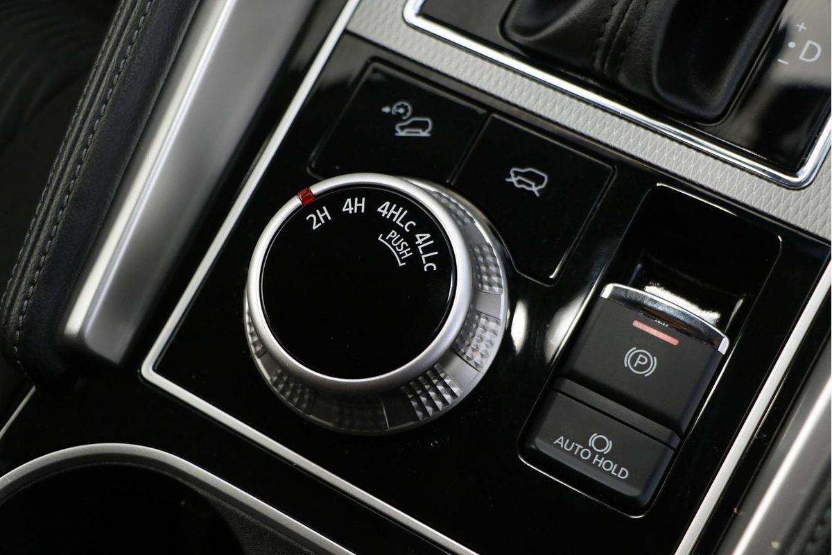 2024 Mitsubishi Pajero Sport GLS QG