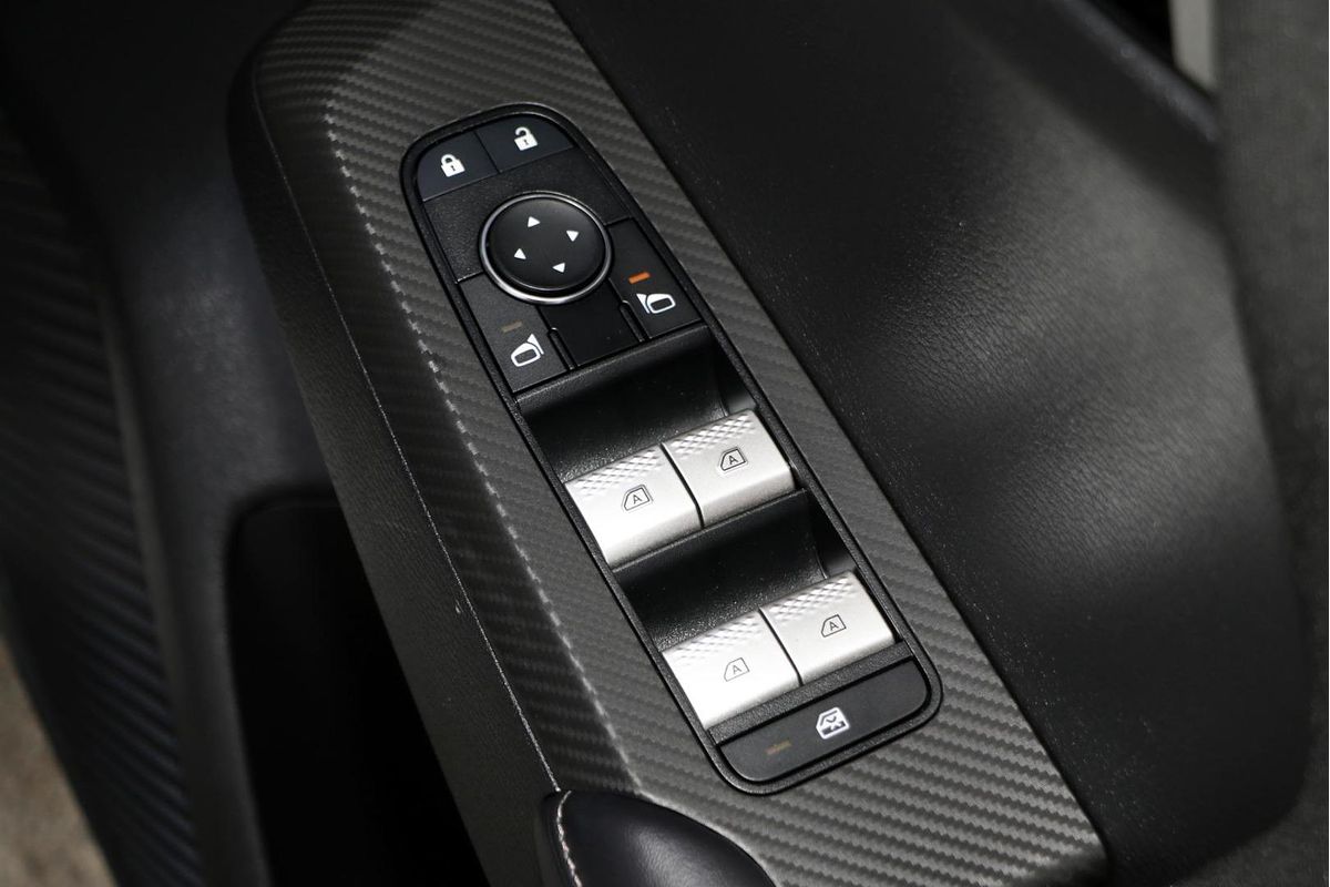2024 Mitsubishi Outlander ES ZM
