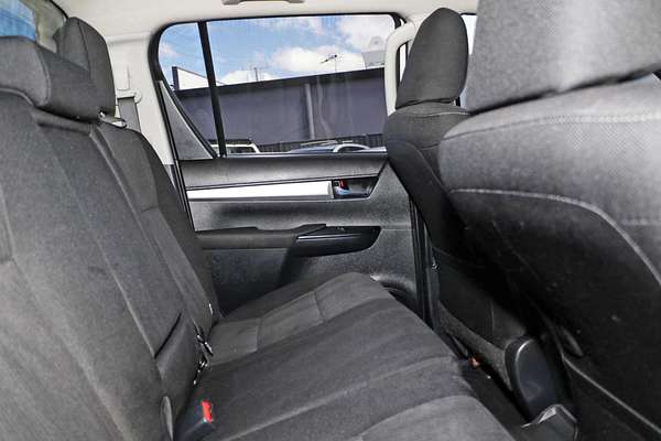 2016 Toyota Hilux SR5 GUN126R 4X4