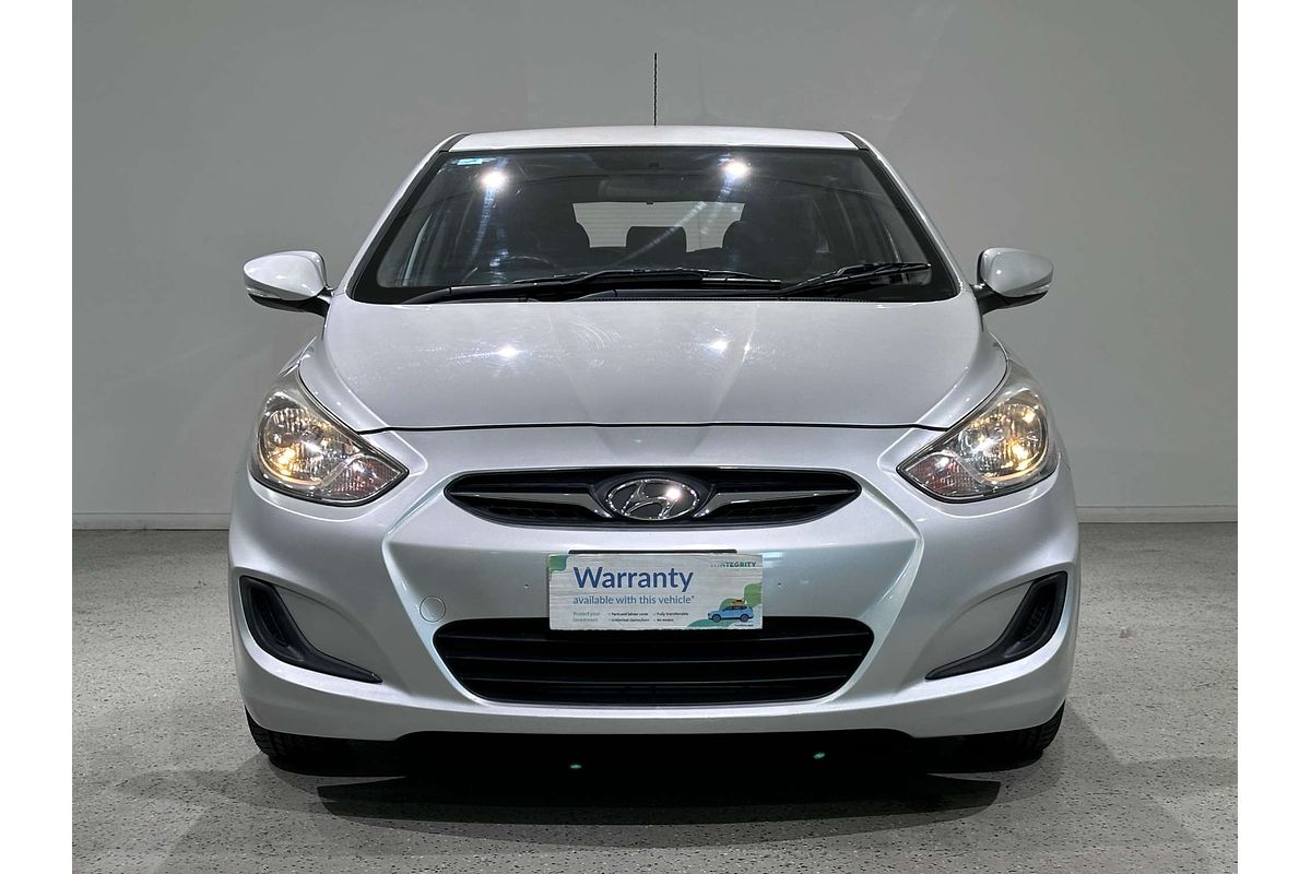 2014 Hyundai Accent Active RB2