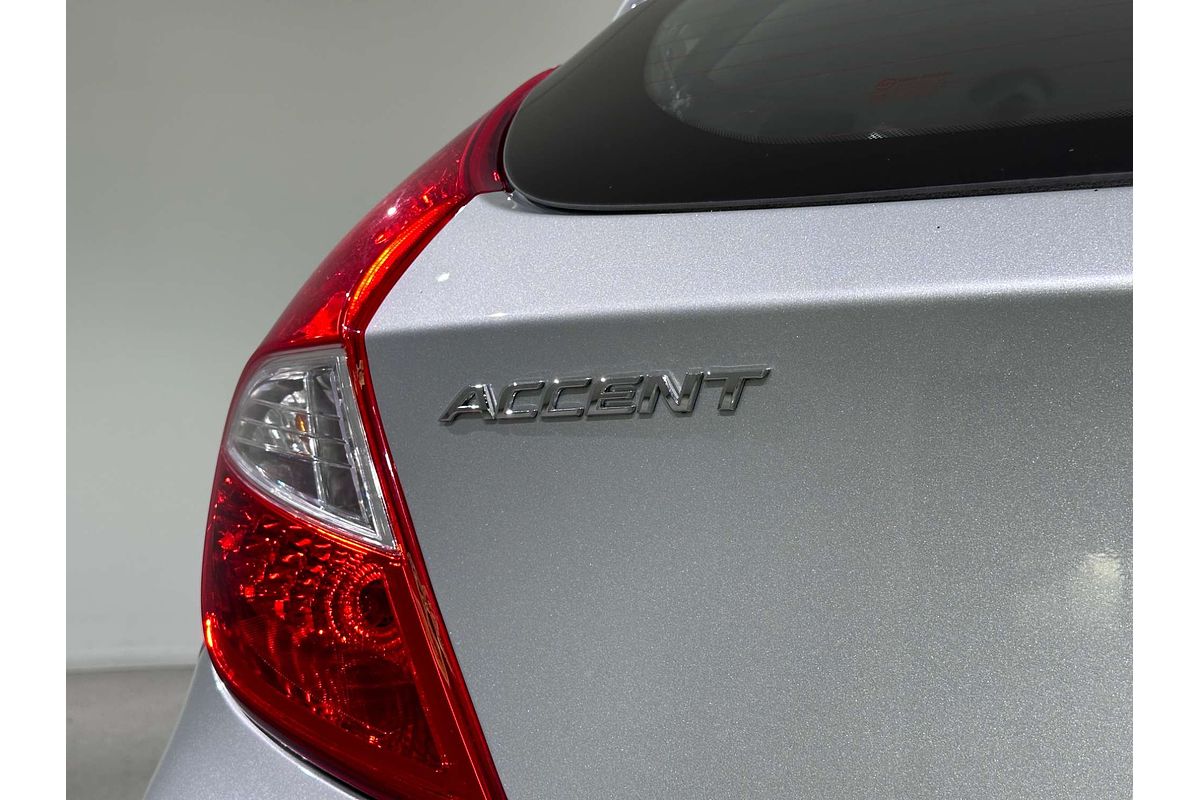 2014 Hyundai Accent Active RB2