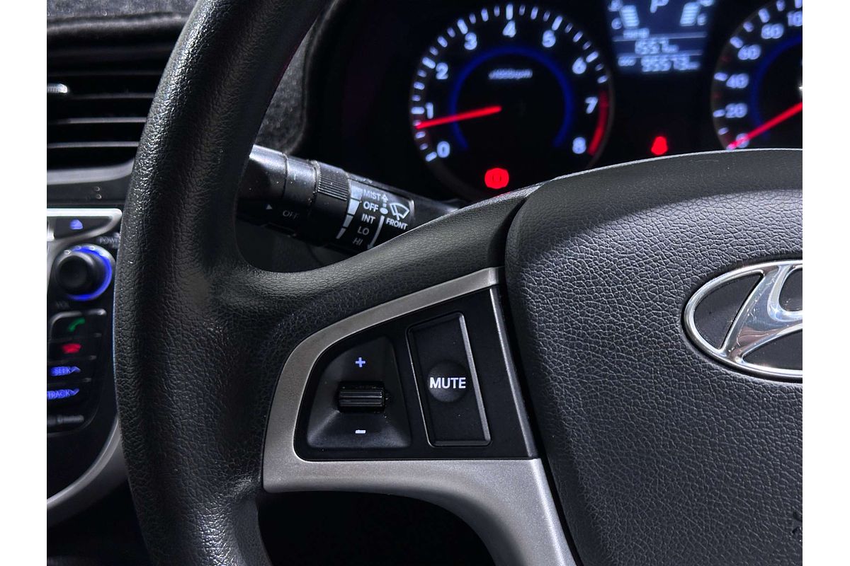 2014 Hyundai Accent Active RB2
