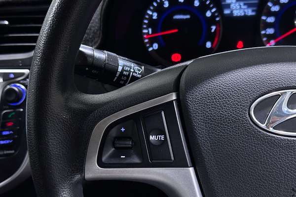 2014 Hyundai Accent Active RB2