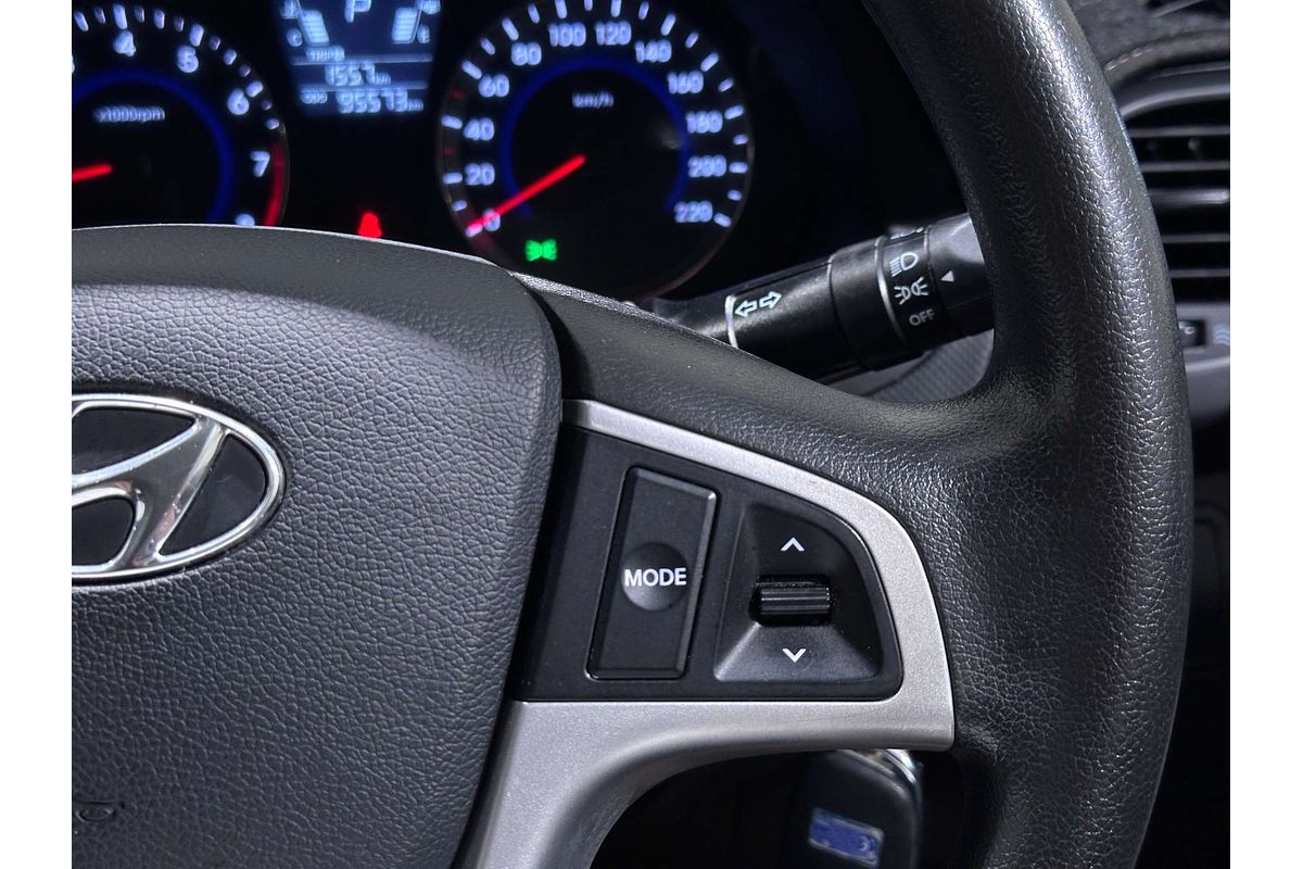 2014 Hyundai Accent Active RB2