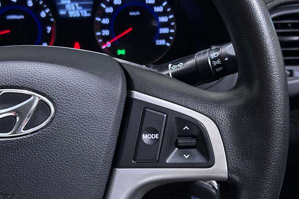 2014 Hyundai Accent Active RB2