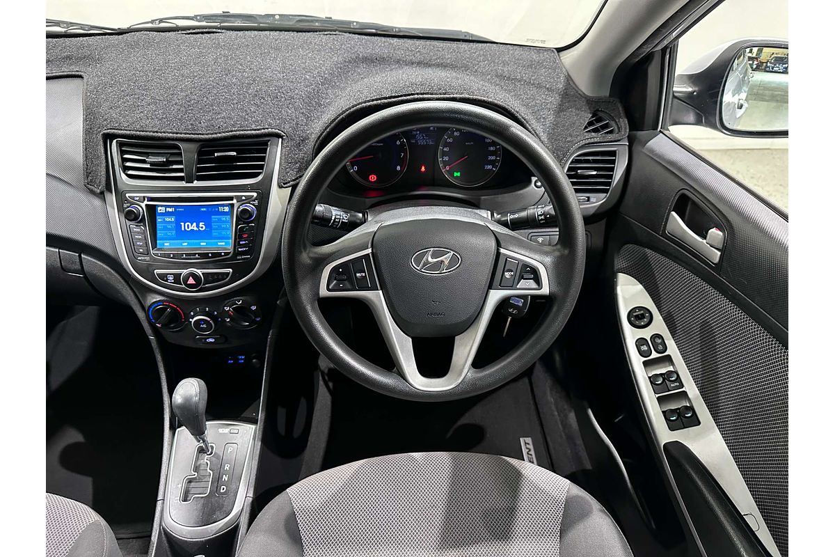 2014 Hyundai Accent Active RB2