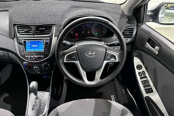 2014 Hyundai Accent Active RB2