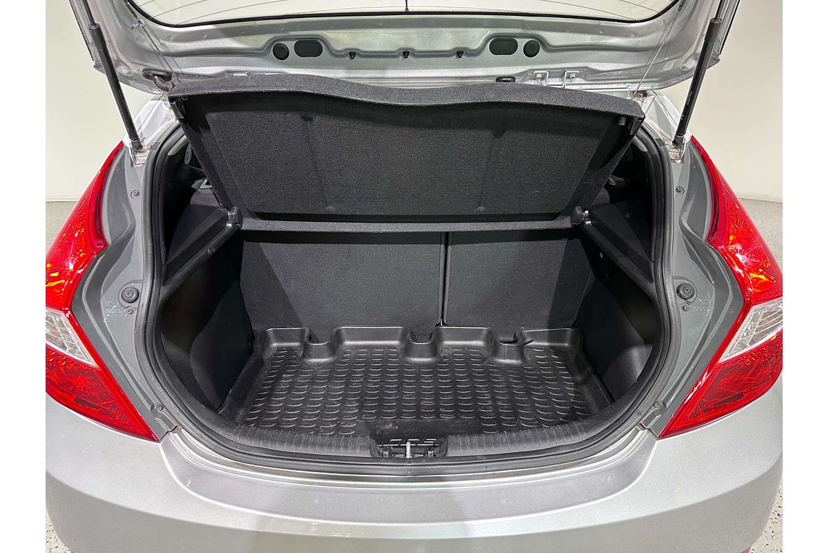 2014 Hyundai Accent Active RB2