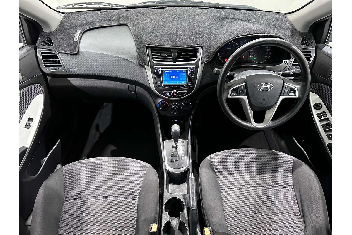 2014 Hyundai Accent Active RB2