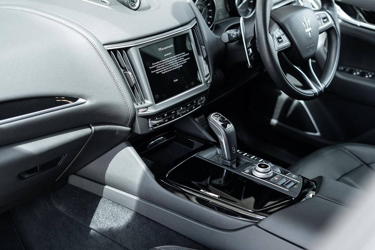 2022 Maserati Levante Modena M161