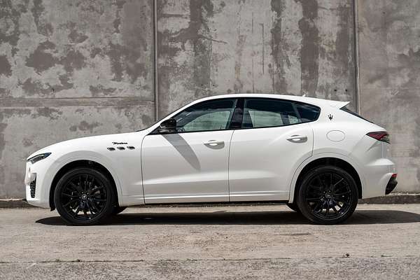 2022 Maserati Levante Modena M161