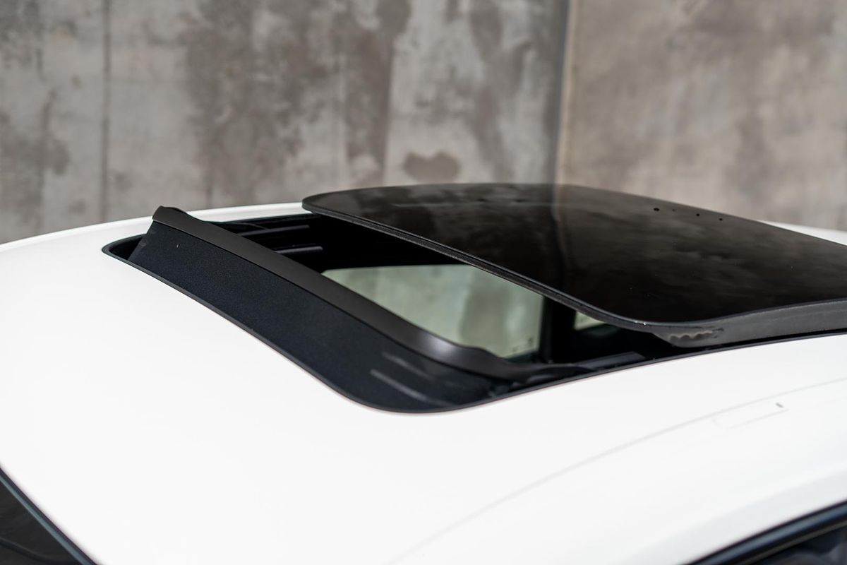 2022 Maserati Levante Modena M161
