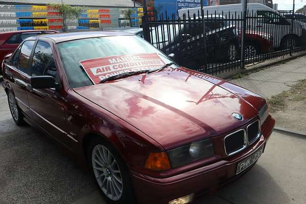 1992 BMW 318i