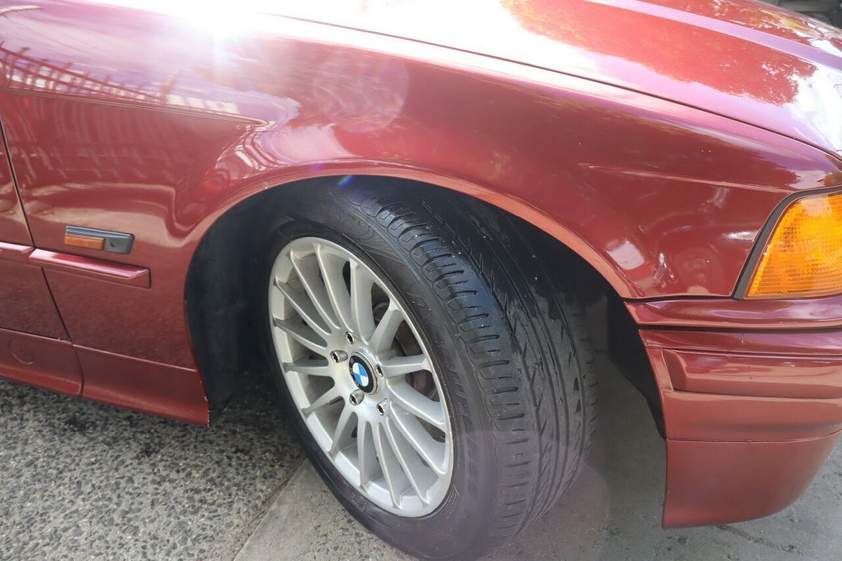 1992 BMW 318i