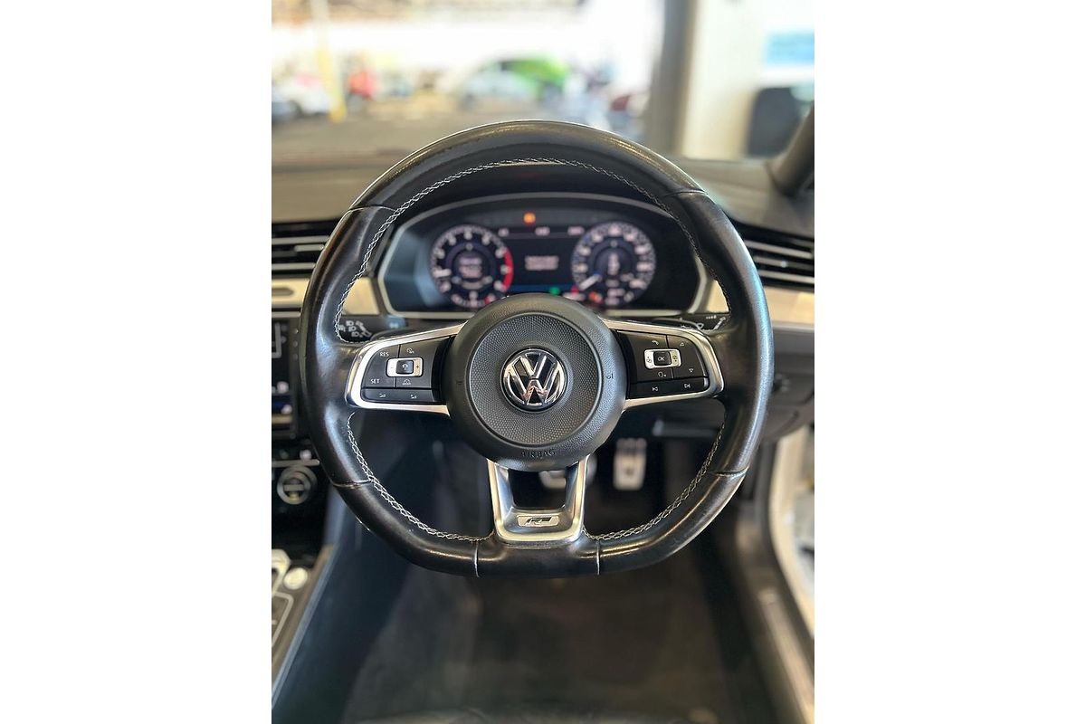 2017 Volkswagen Passat 206TSI R-Line B8
