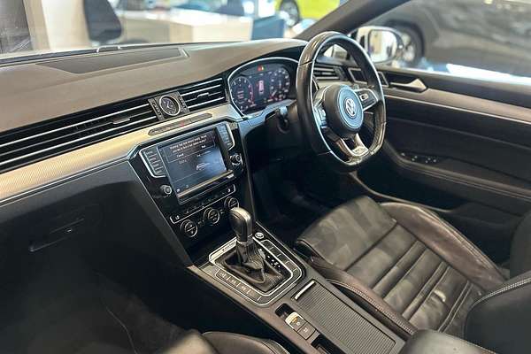 2017 Volkswagen Passat 206TSI R-Line B8