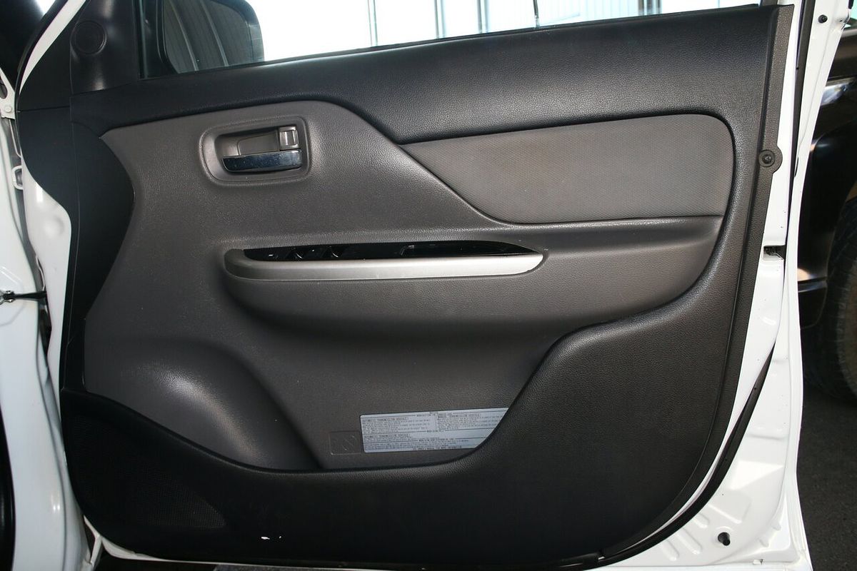 2018 Mitsubishi Triton Blackline MQ 4X4