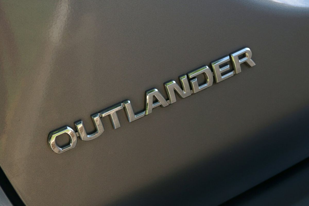 2017 Mitsubishi Outlander LS ZK