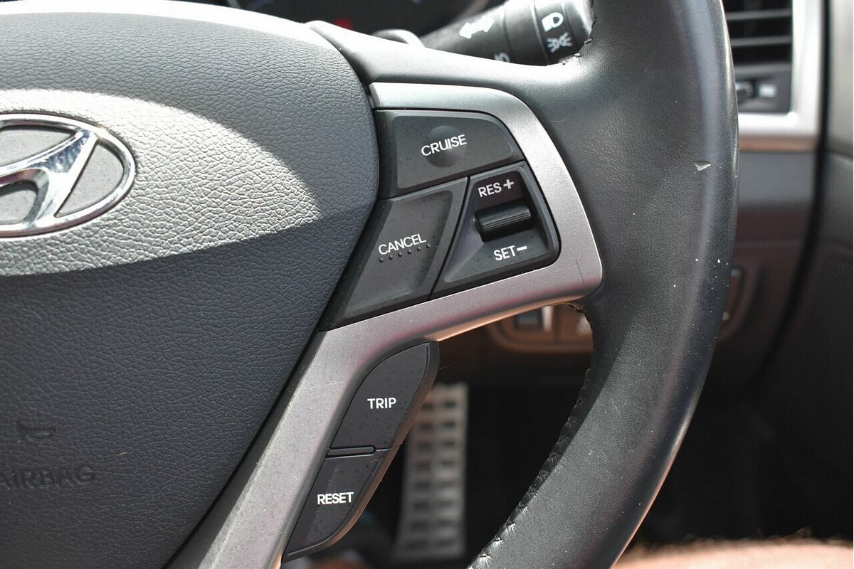 2016 Hyundai Veloster FS5 Series II