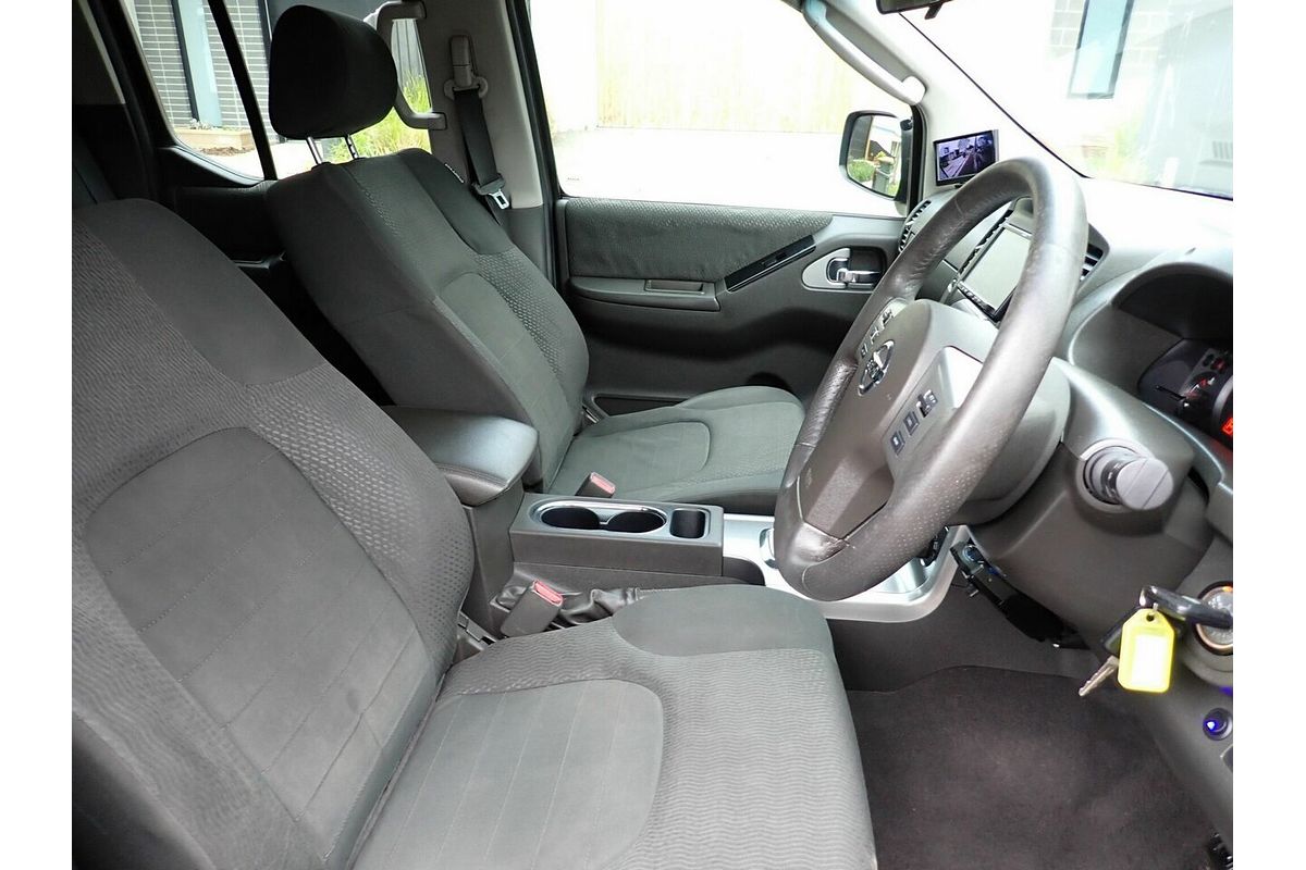 2011 Nissan Navara ST (4x4) D40 4X4