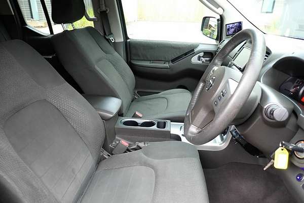 2011 Nissan Navara ST (4x4) D40 4X4