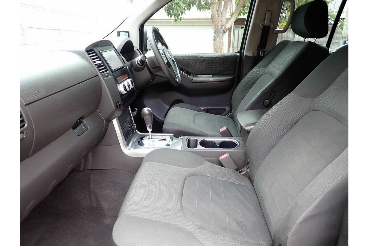 2011 Nissan Navara ST (4x4) D40 4X4