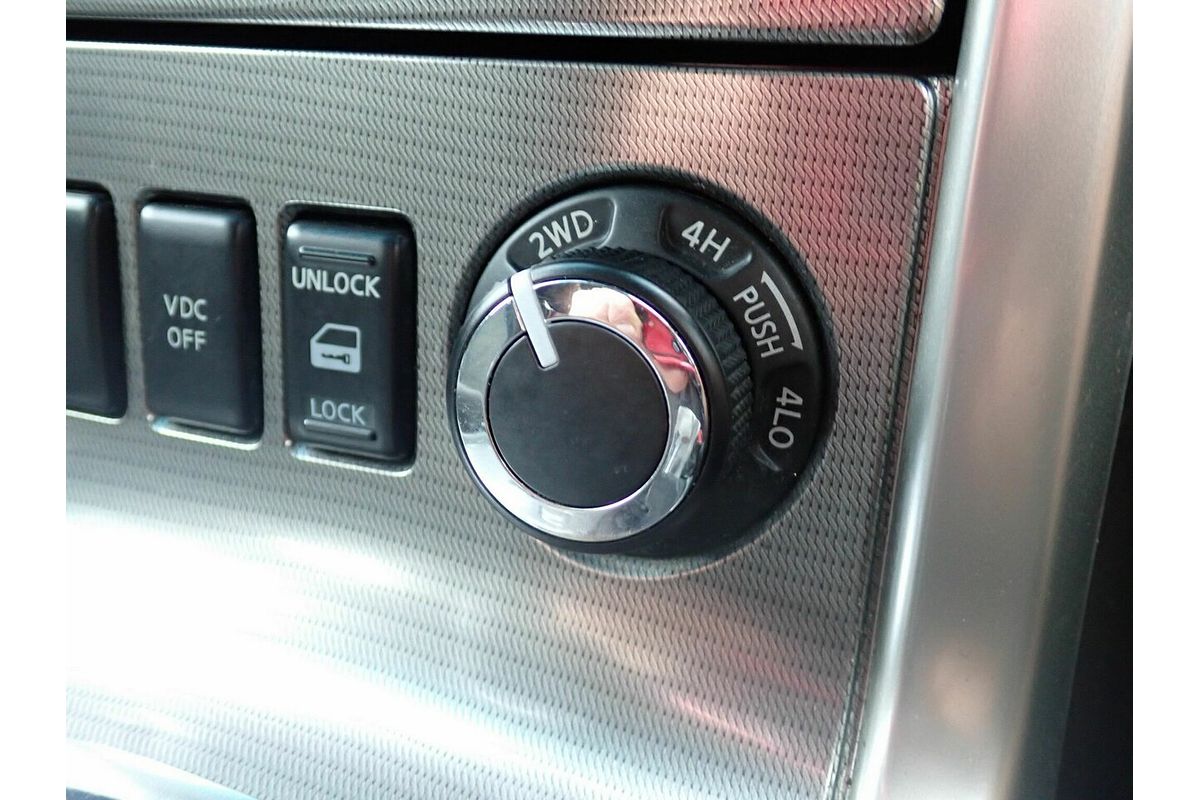 2011 Nissan Navara ST (4x4) D40 4X4