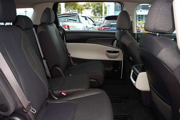 2023 Kia Carnival S KA4