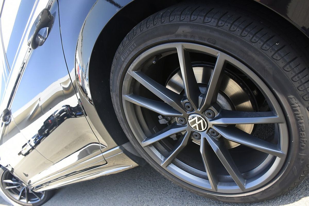 2023 Volkswagen Passat 206TSI R-Line B8