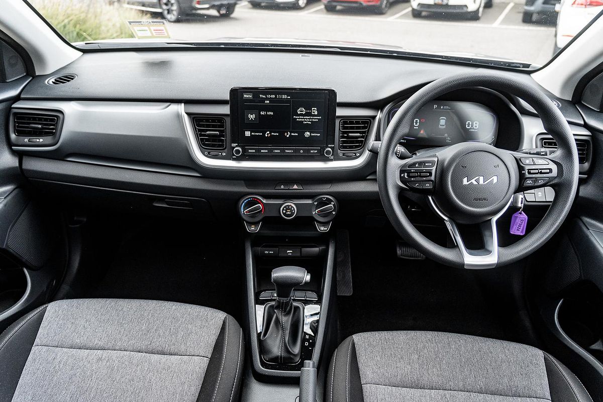 2024 Kia Stonic S YB