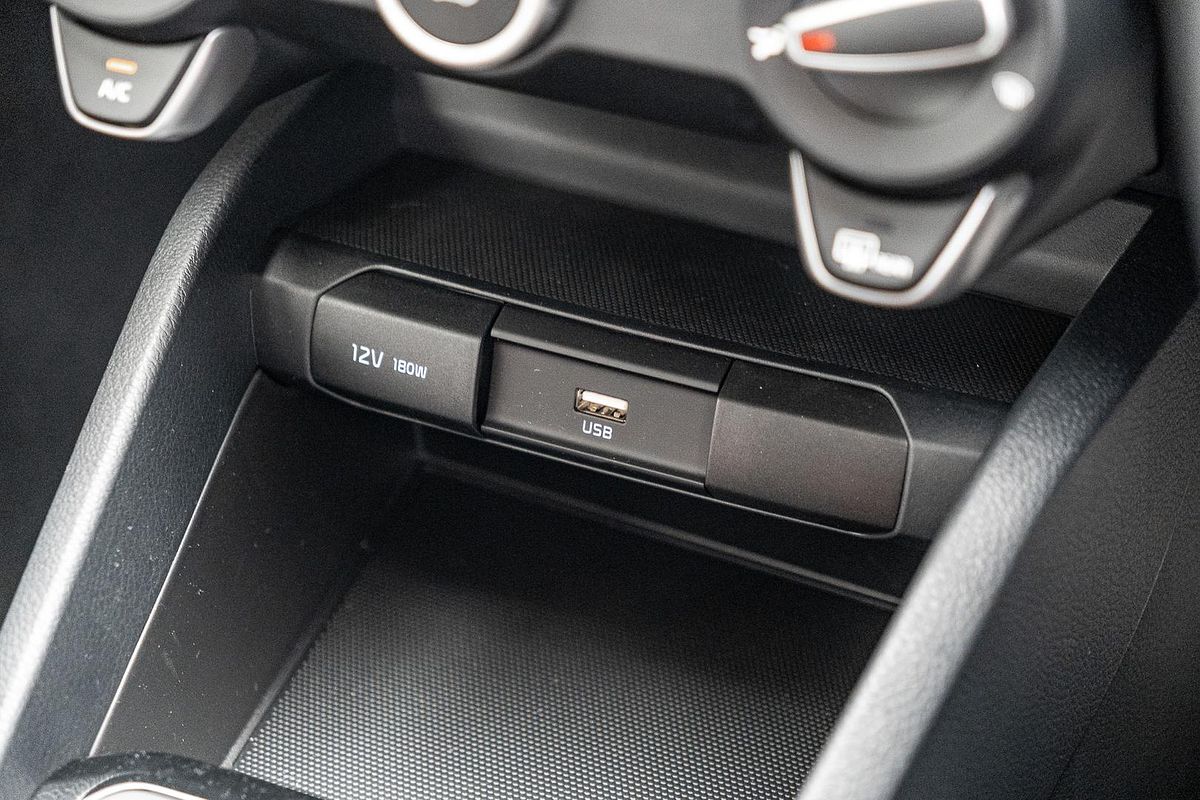 2024 Kia Stonic S YB