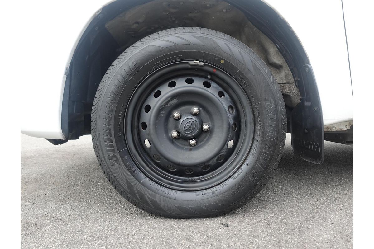 2015 Toyota Hilux SR GGN120R Rear Wheel Drive