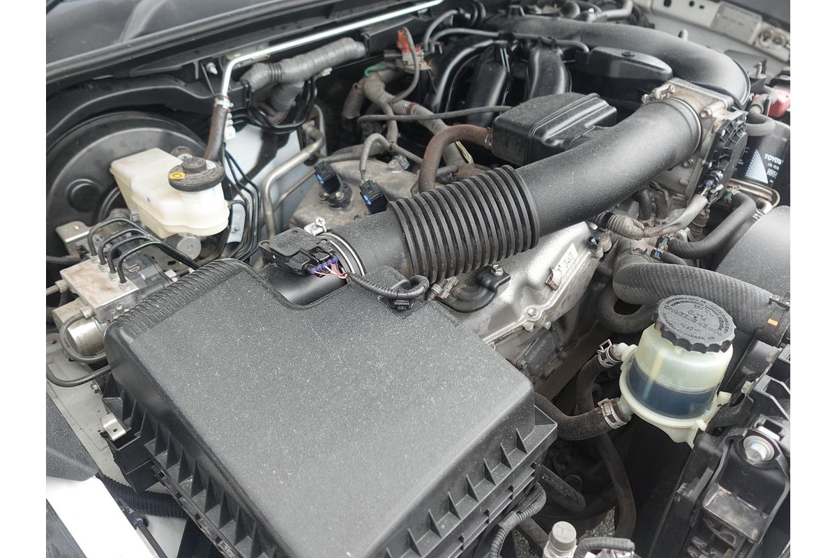 2015 Toyota Hilux SR GGN120R Rear Wheel Drive