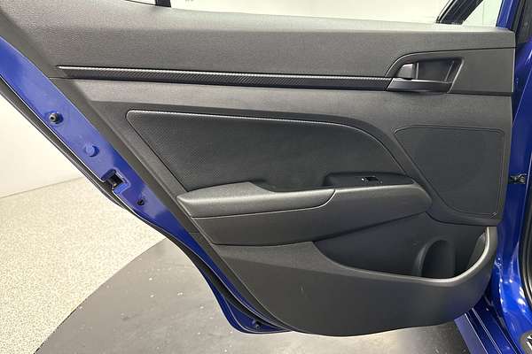 2018 Hyundai Elantra Sport Premium AD.2