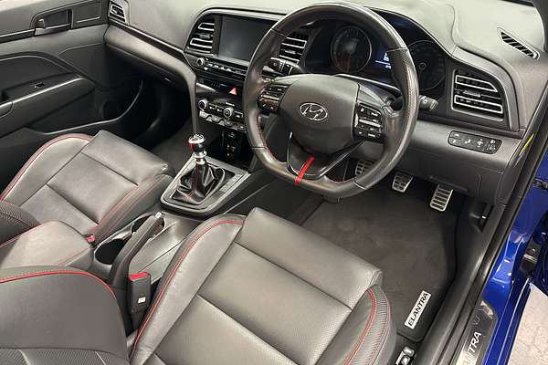 2018 Hyundai Elantra Sport Premium AD.2