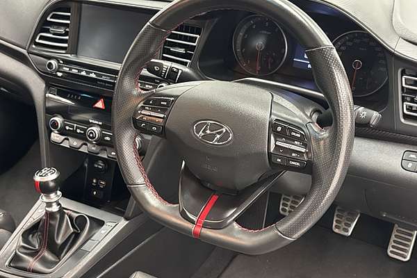 2018 Hyundai Elantra Sport Premium AD.2