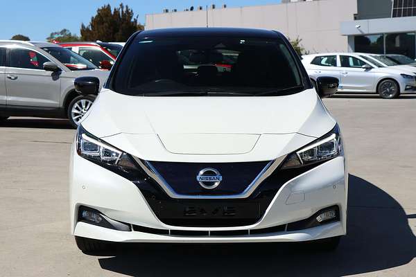 2019 Nissan LEAF ZE1