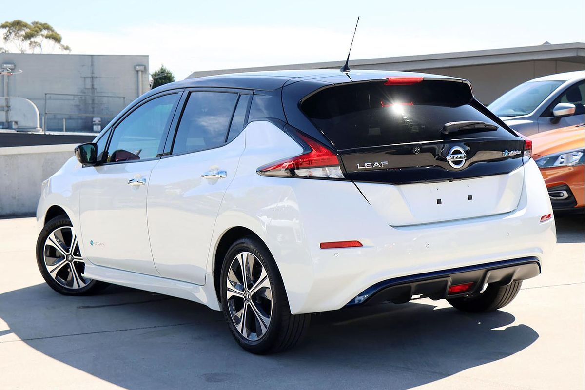 2019 Nissan LEAF ZE1