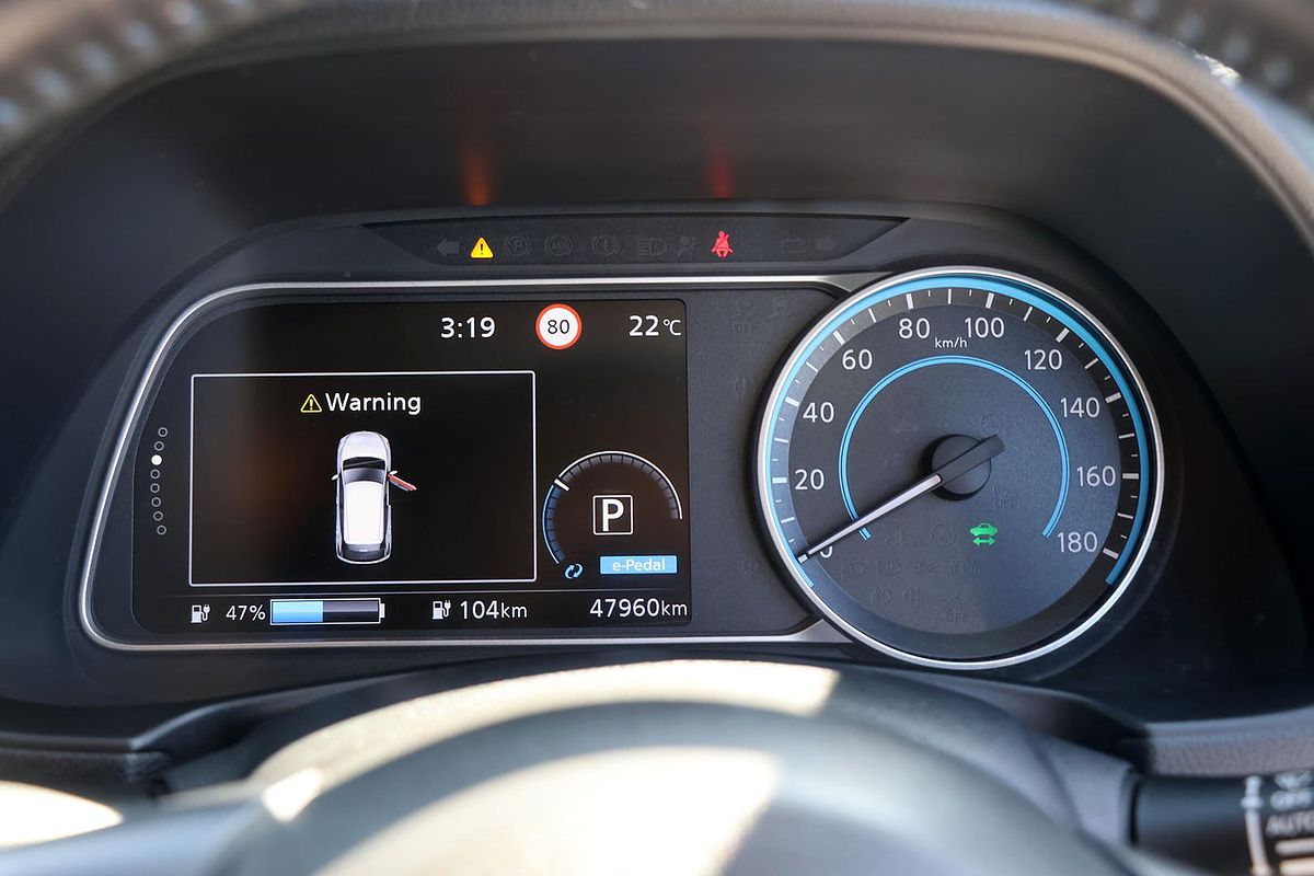 2019 Nissan LEAF ZE1