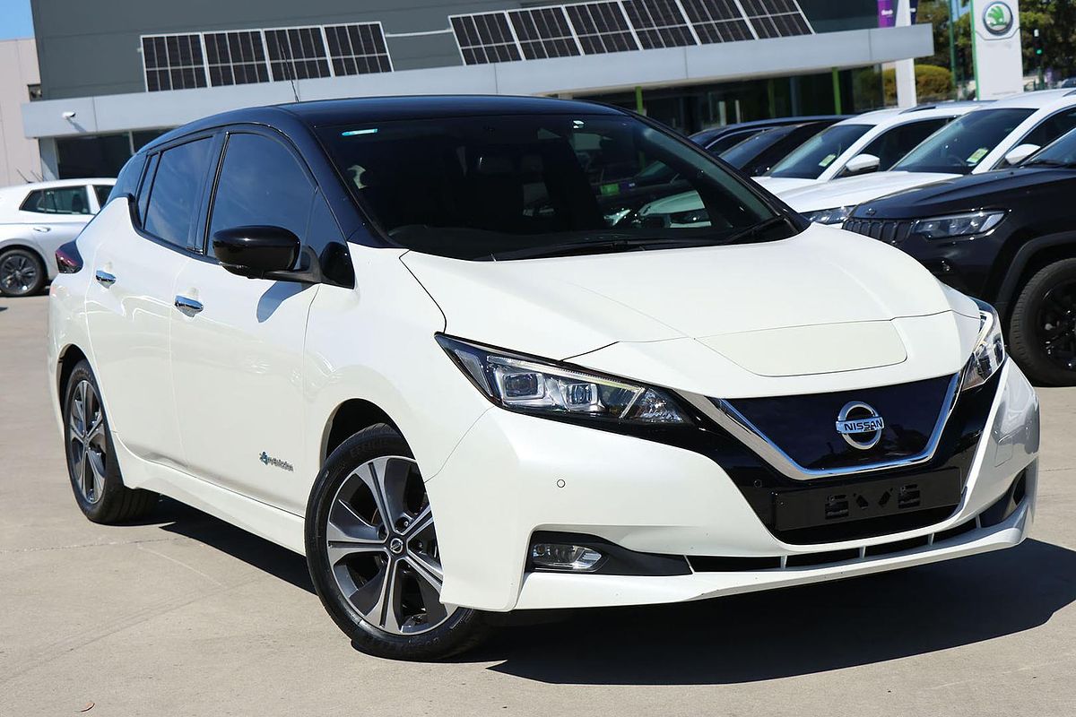 2019 Nissan LEAF ZE1