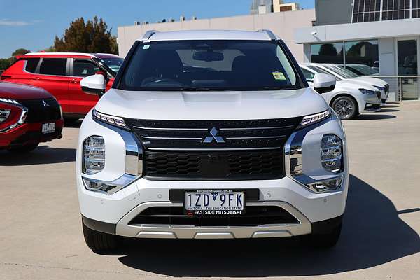 2024 Mitsubishi Outlander LS ZM