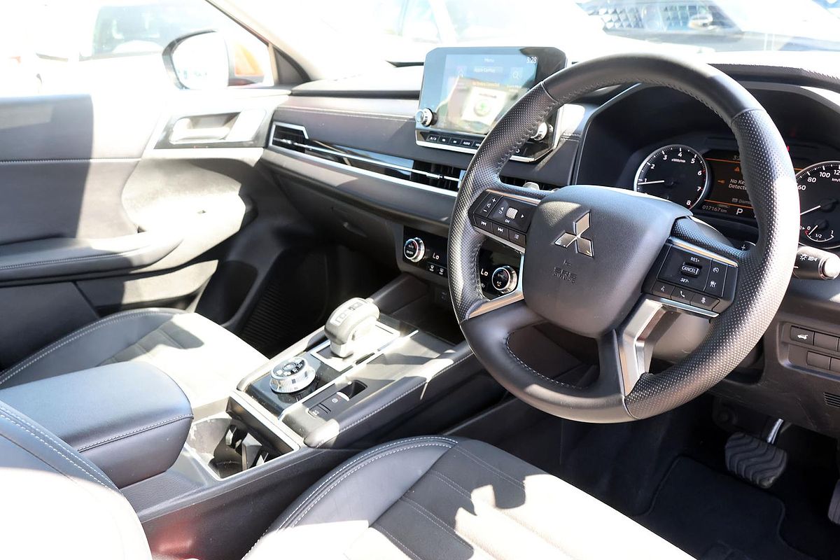 2024 Mitsubishi Outlander Aspire ZM