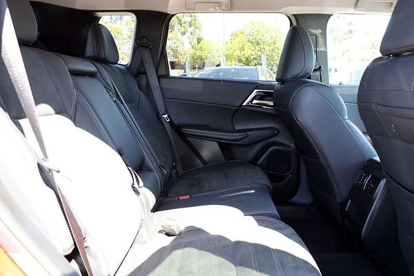 2024 Mitsubishi Outlander Aspire ZM