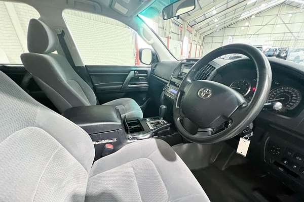2015 Toyota Landcruiser GX VDJ200R