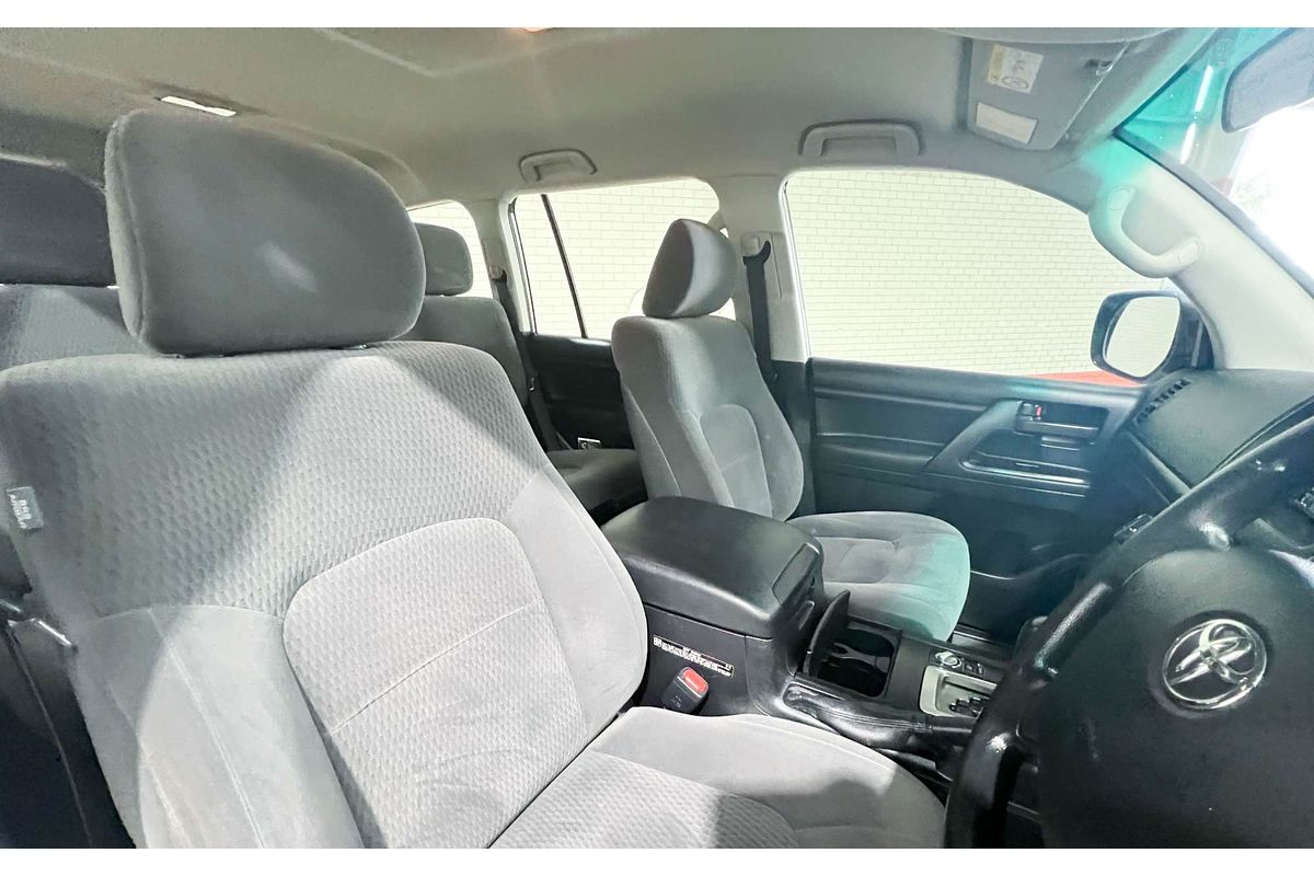 2015 Toyota Landcruiser GX VDJ200R