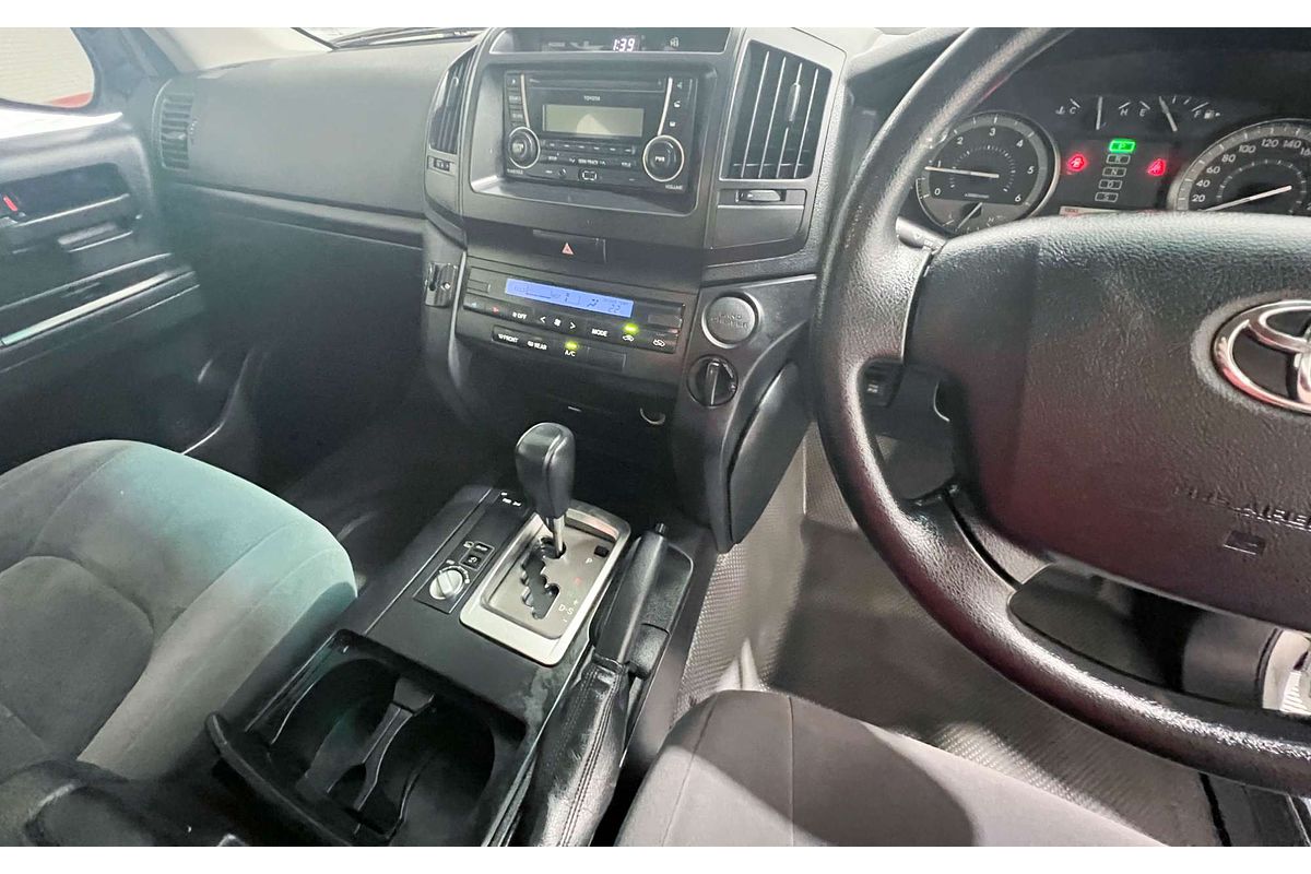2015 Toyota Landcruiser GX VDJ200R