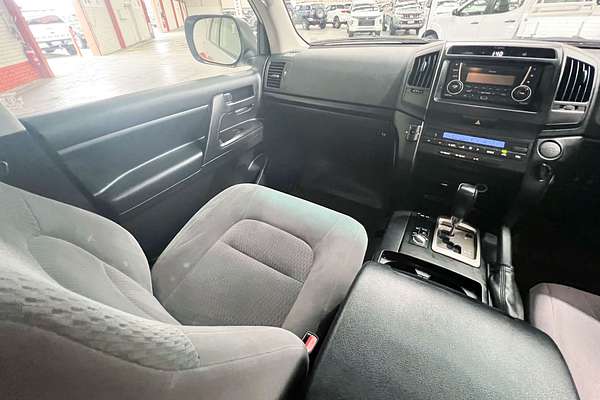 2015 Toyota Landcruiser GX VDJ200R