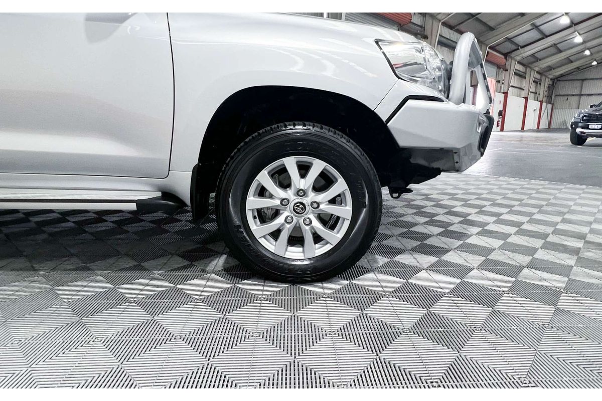 2015 Toyota Landcruiser GX VDJ200R