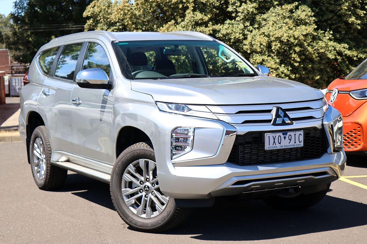 2023 Mitsubishi Pajero Sport GLX QF