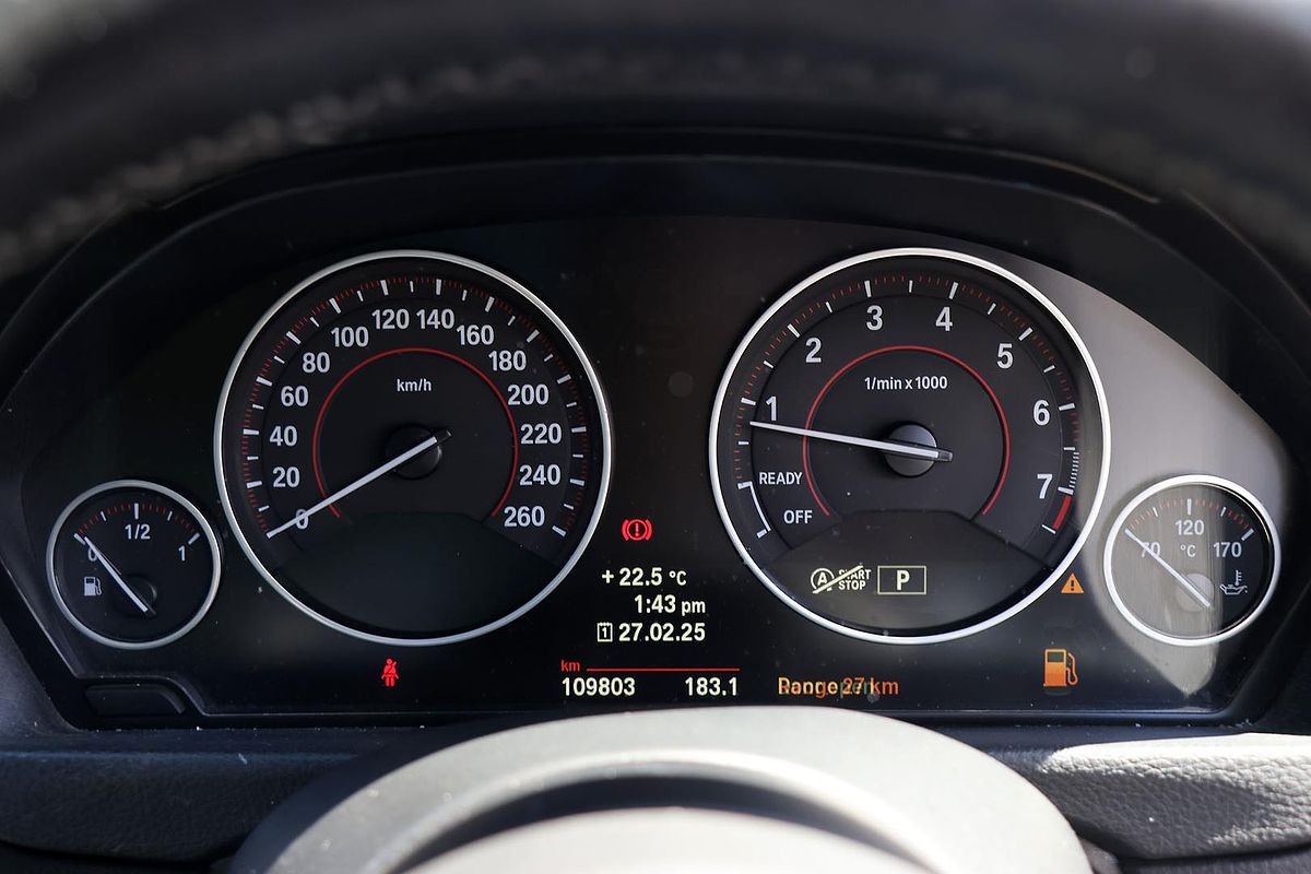 2013 BMW 3 Series 328i F30